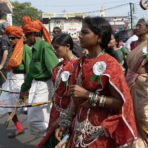 adivasi_people photo credit: Yann Forget 