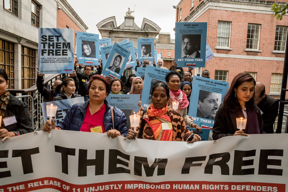 set them free march at platform